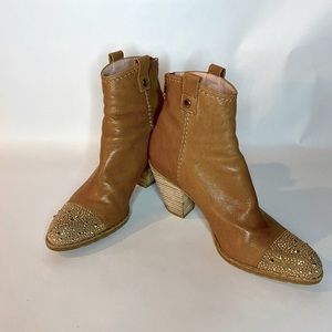 Stuart Weitzman ankle boots